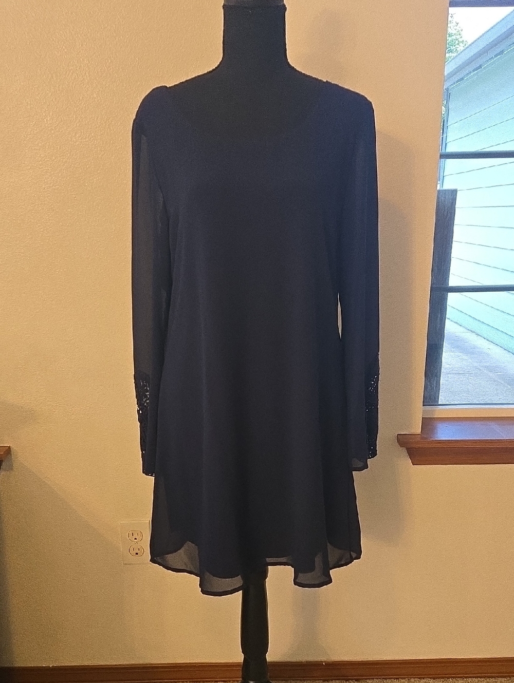 Speechless Navy Long Sleeve Chiffon Shift Dress